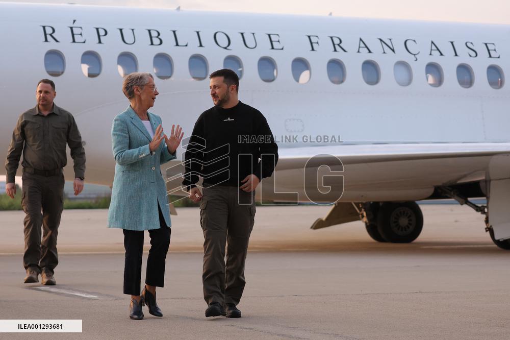 Arrival of Volodymyr Zelensky at Villacoublay Air Base