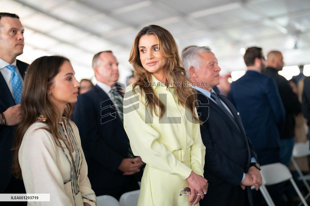 Jordans Princess Salmas Graduates from South California University - LA