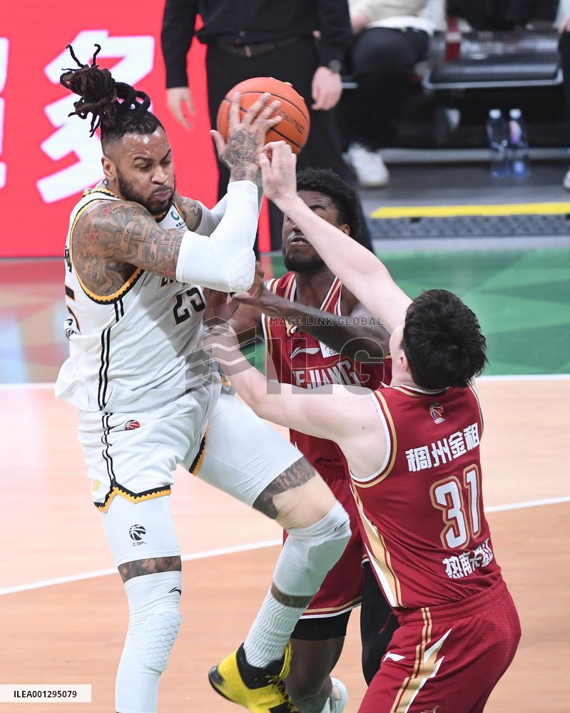 (SP)CHINA-SHENYANG-BASKETBALL-CBA-FINALS-LIAONING VS ZHEJIANG(CN)