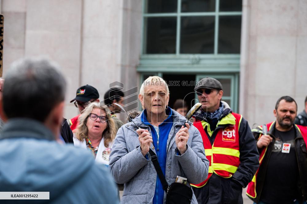 Demonstration Against Government's Pensions Reform - Versailles