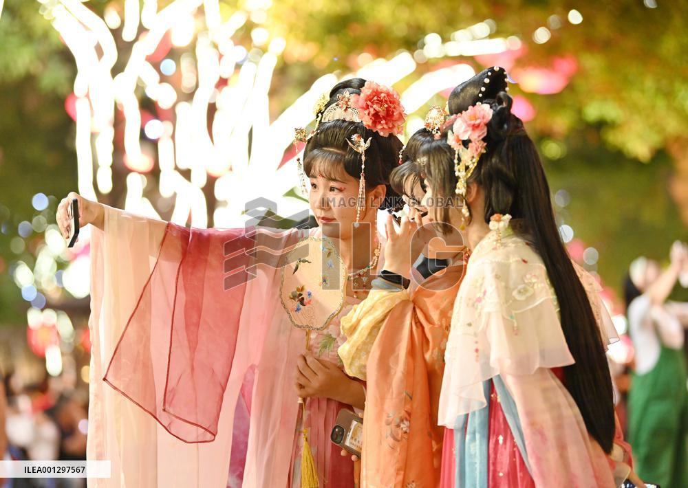 CHINA-SHAANXI-XI'AN-CHINA-CENTRAL ASIA SUMMIT-DAILY LIFE (CN)