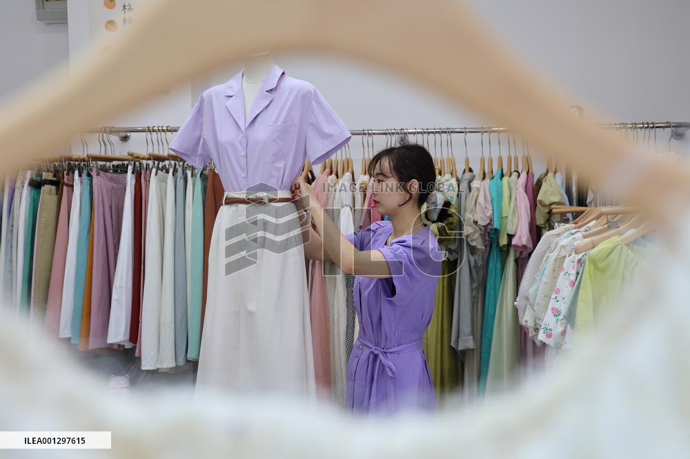 China Clothing Industry