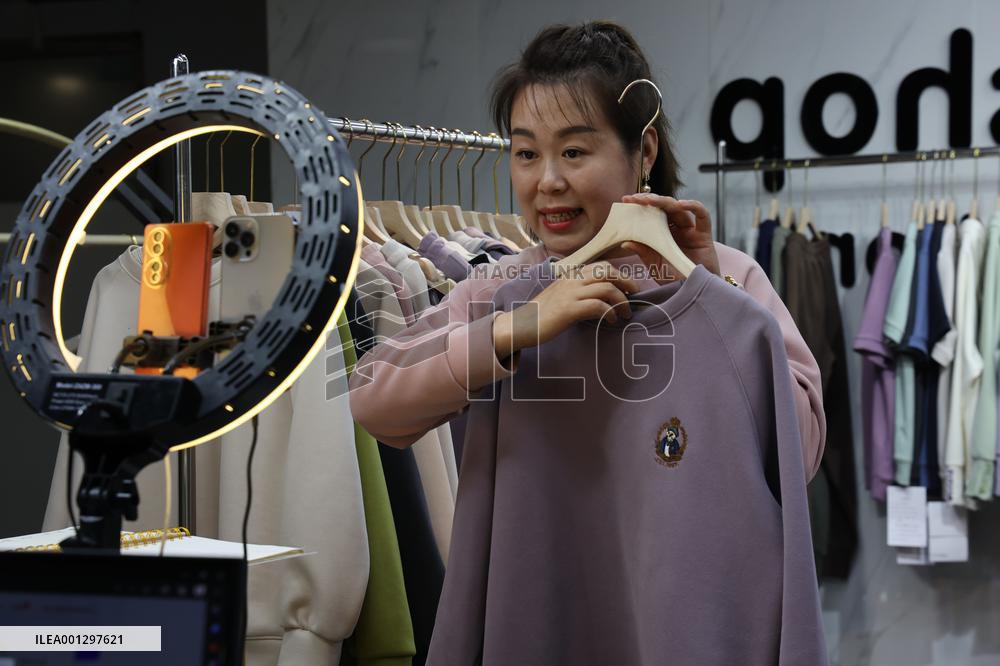 China Clothing Industry