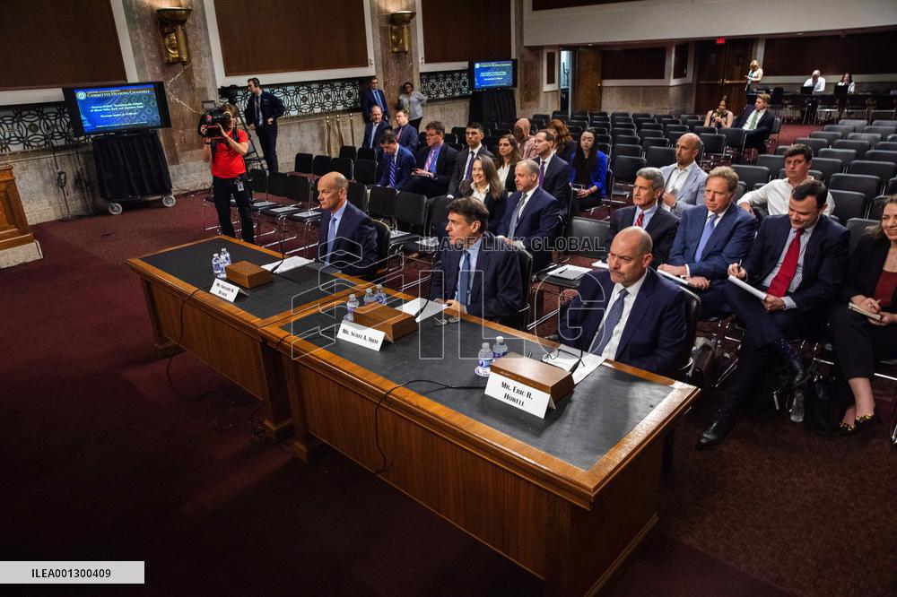 U.S.-WASHINGTON, D.C.-SENATE COMMITTEE-BANK-FAILURES-HEARING