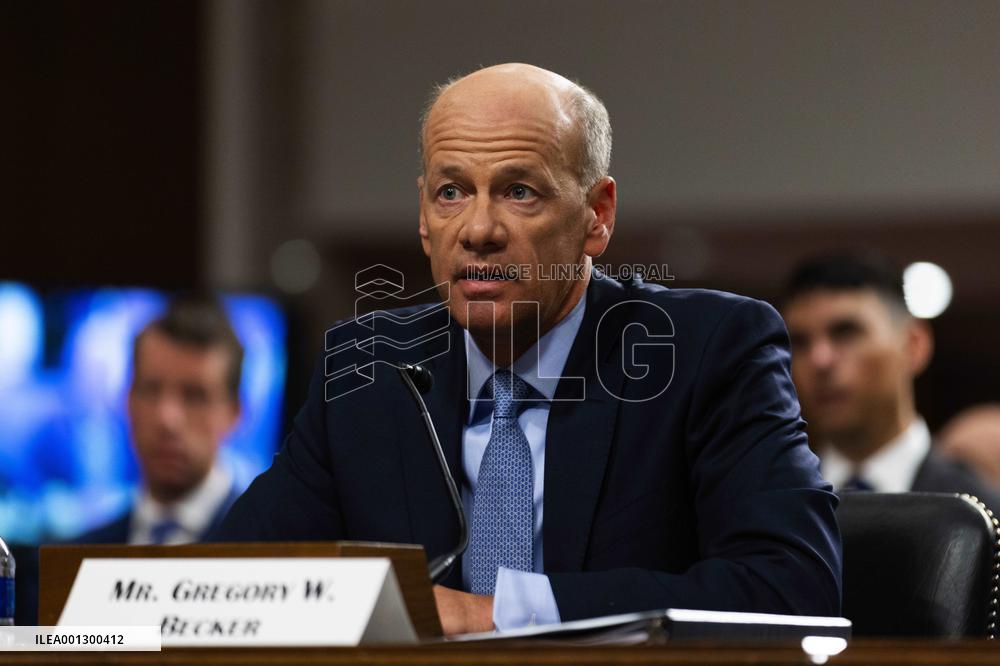 U.S.-WASHINGTON, D.C.-SENATE COMMITTEE-BANK-FAILURES-HEARING