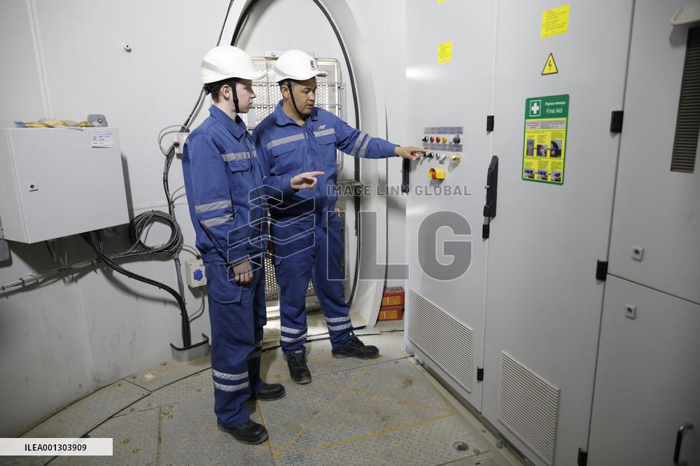 KAZAKHSTAN-ZHANATAS-WIND FARM-ENGINEER