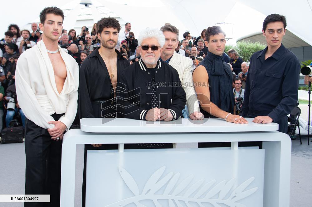 Cannes Strange way of life Photocall NG