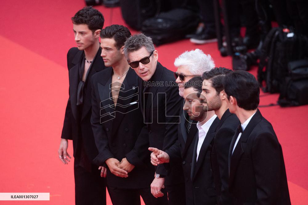 Cannes Monster Premiere AM