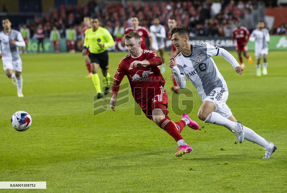(SP)CANADA-TORONTO-SOCCER-MLS-TORONTO FC VS NEW YORK RED BULLS