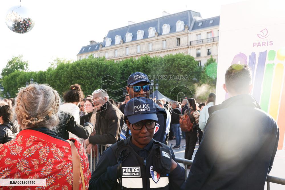 Celebration Of 10 Years Of Wedding For All - Paris
