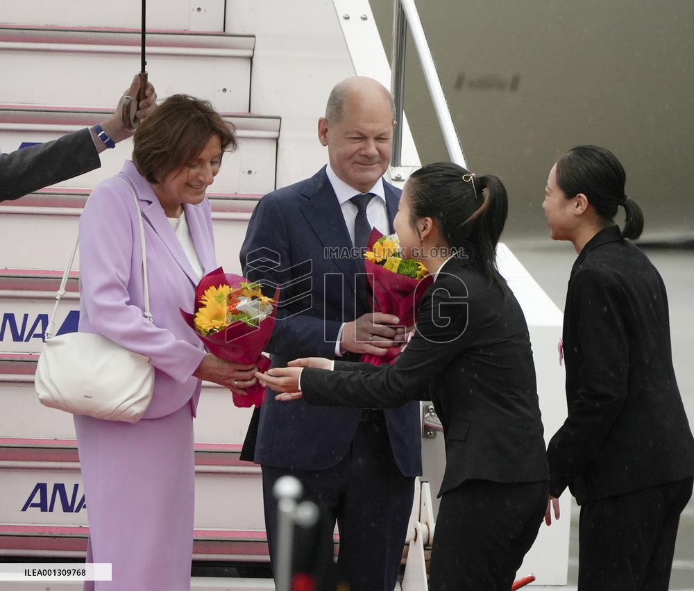 German chancellor arrives in Hiroshima for G7 summit