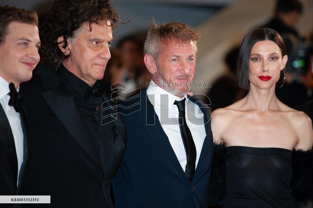 Cannes Black Flies screening NG