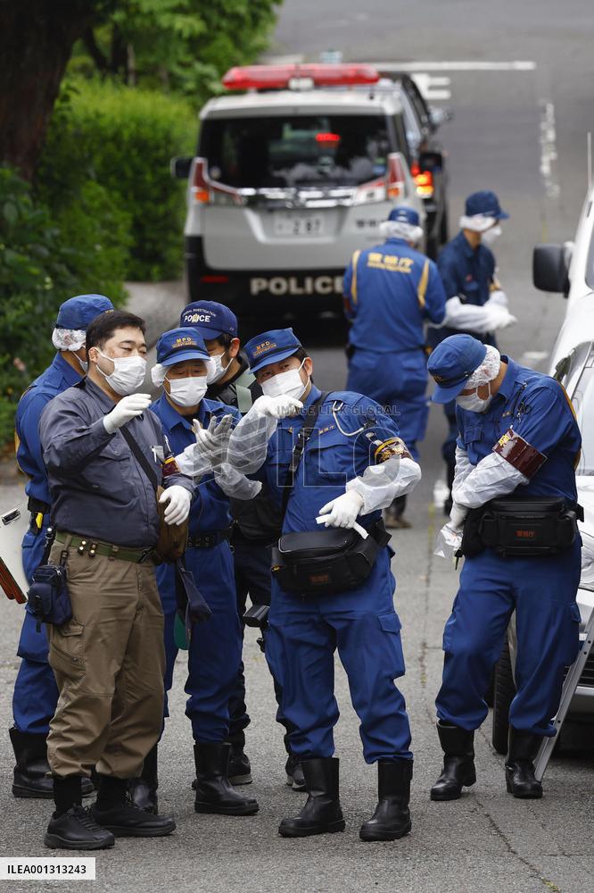 Investigation at Kabuki actor Ennosuke's home