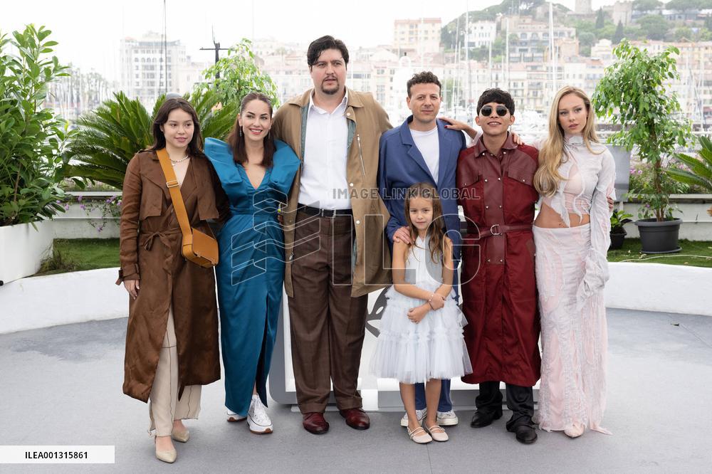 Perdidos En La Noche (Lost In the Night) Photocal Cannes - Day 4