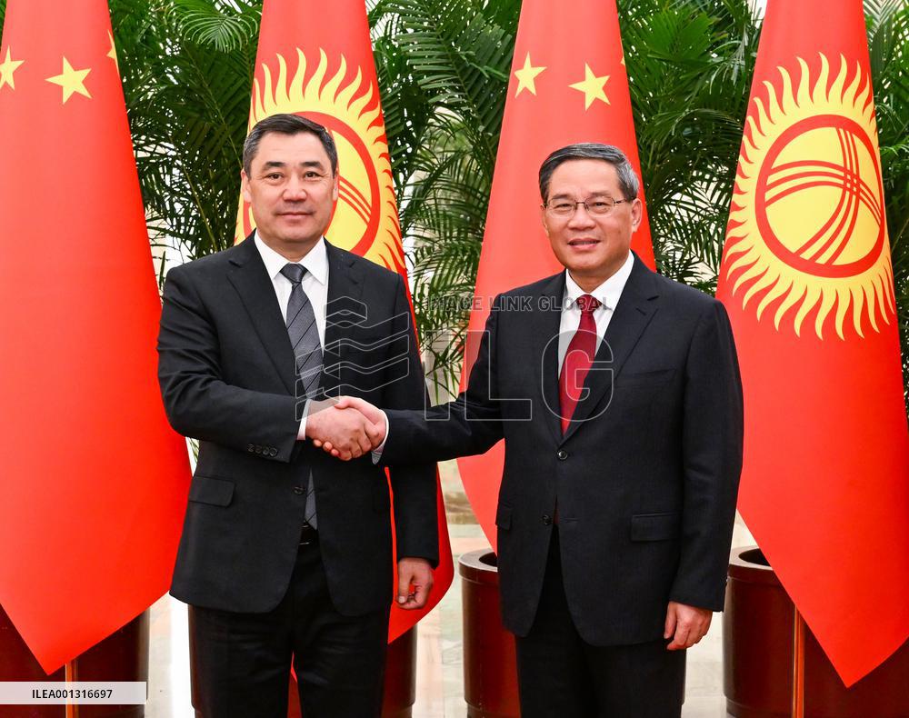 CHINA-BEIJING-LI QIANG-KYRGYZ PRESIDENT-MEETING (CN)