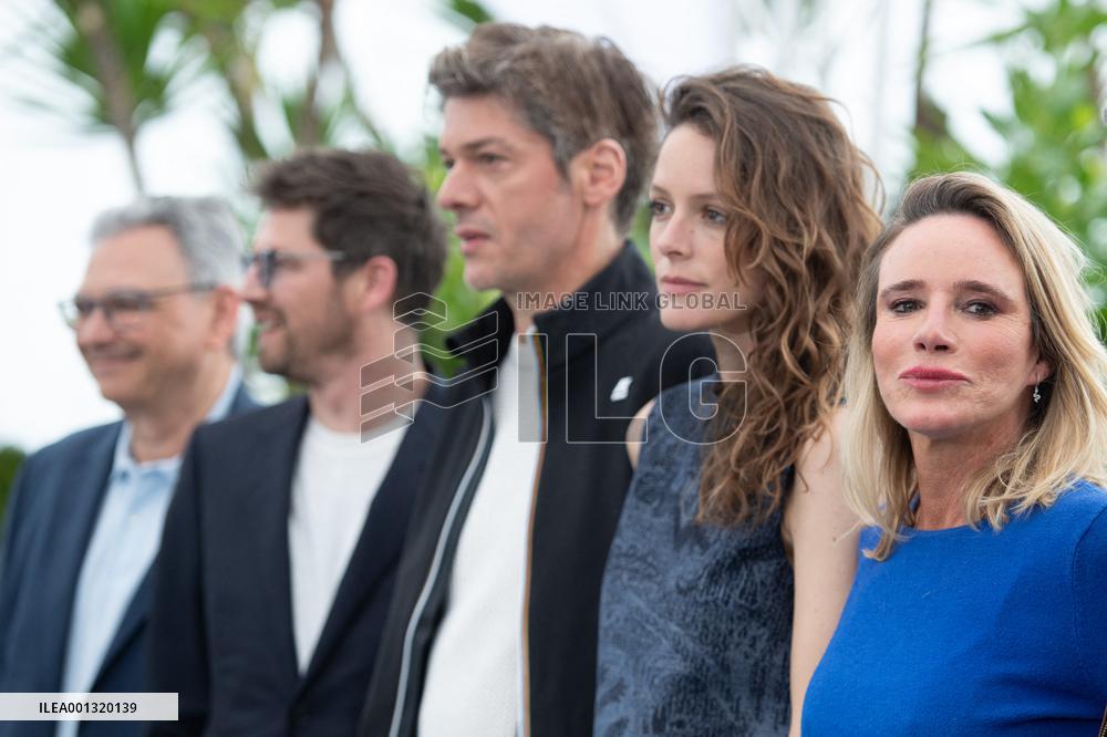 Cannes Flo Photocall AM