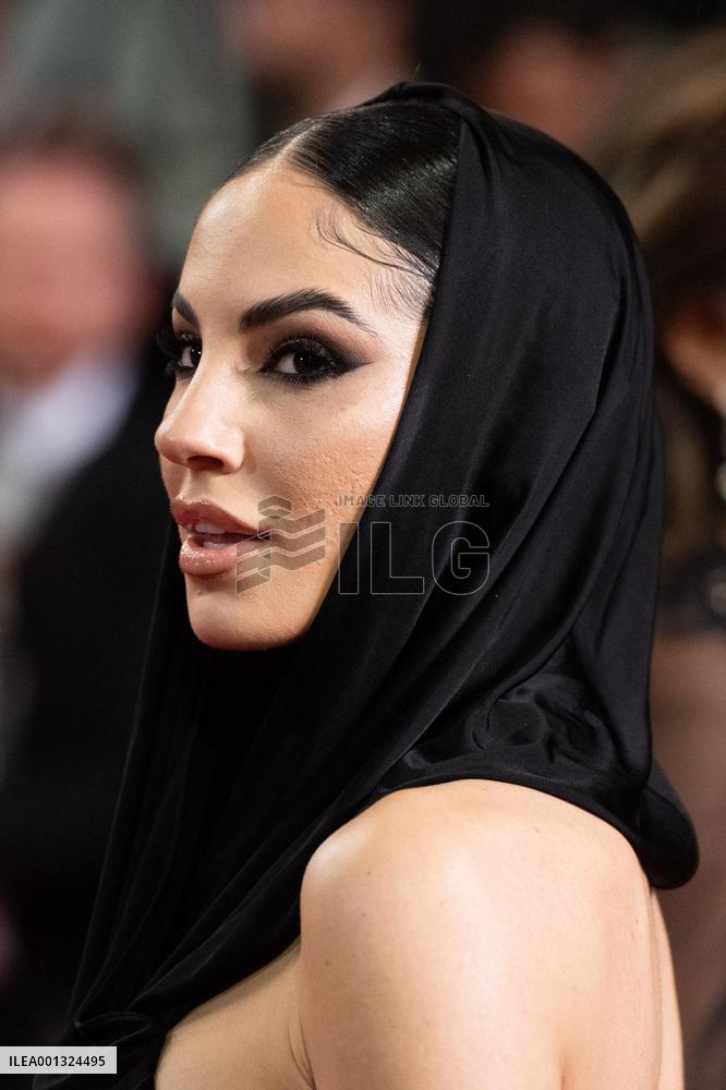 Cannes May December Premiere AM