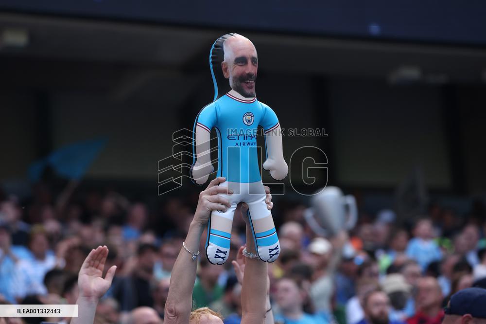 (SP)BRITAIN-MANCHESTER-FOOTBALL-PREMIER LEAGUE-MANCHESTER CITY CELEBRATION