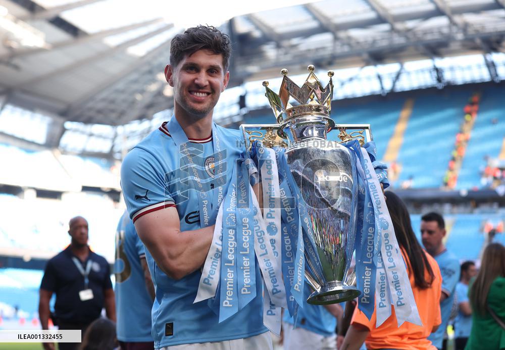 (SP)BRITAIN-MANCHESTER-FOOTBALL-PREMIER LEAGUE-MANCHESTER CITY CELEBRATION