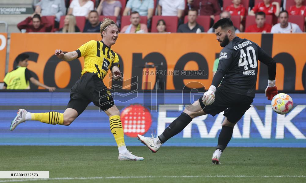 (SP)GERMANY-AUGSBURG-FOOTBALL-BUNDESLIGA-AUGSBURG VS DORTMUND