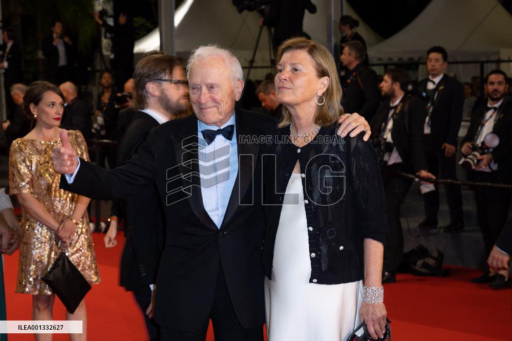 Cannes - Acid Screening