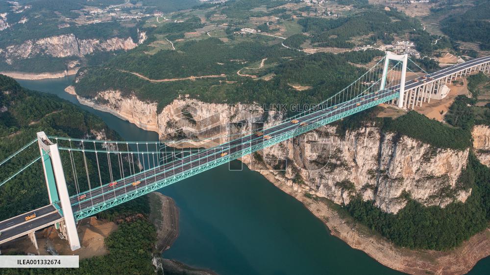 CHINA-GUIZHOU-JINSHA-BRIDGE-STATIC LOAD TESTING (CN)