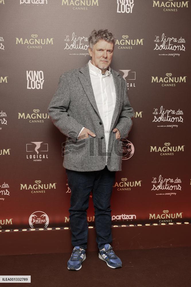 Cannes - Le Live Des Solutions Cast