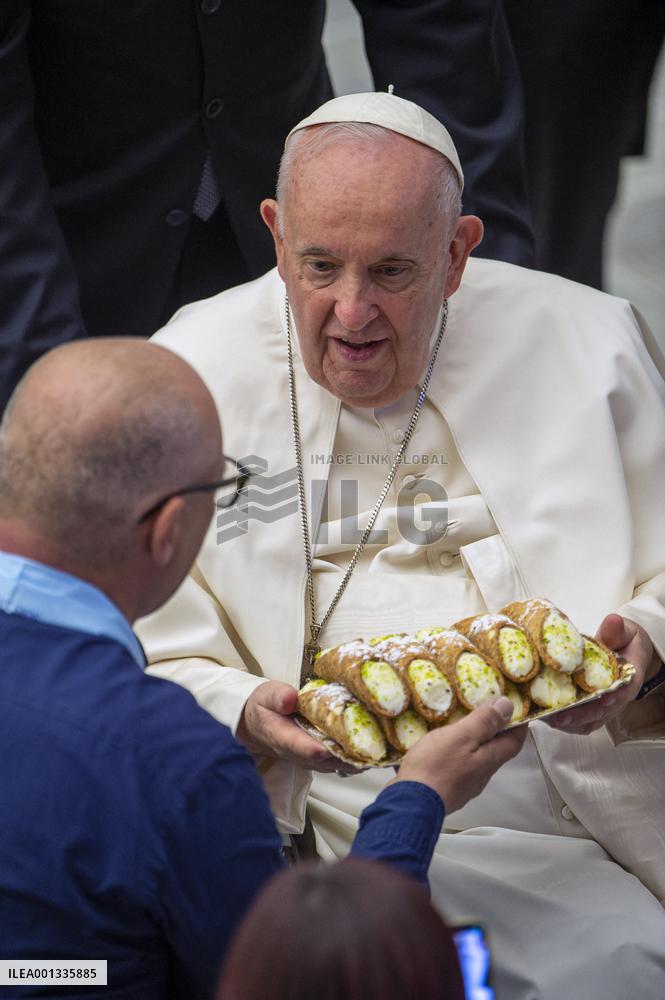 Pope Francis Meets Faithful Of Pilgrimage Of The Vocationist Family