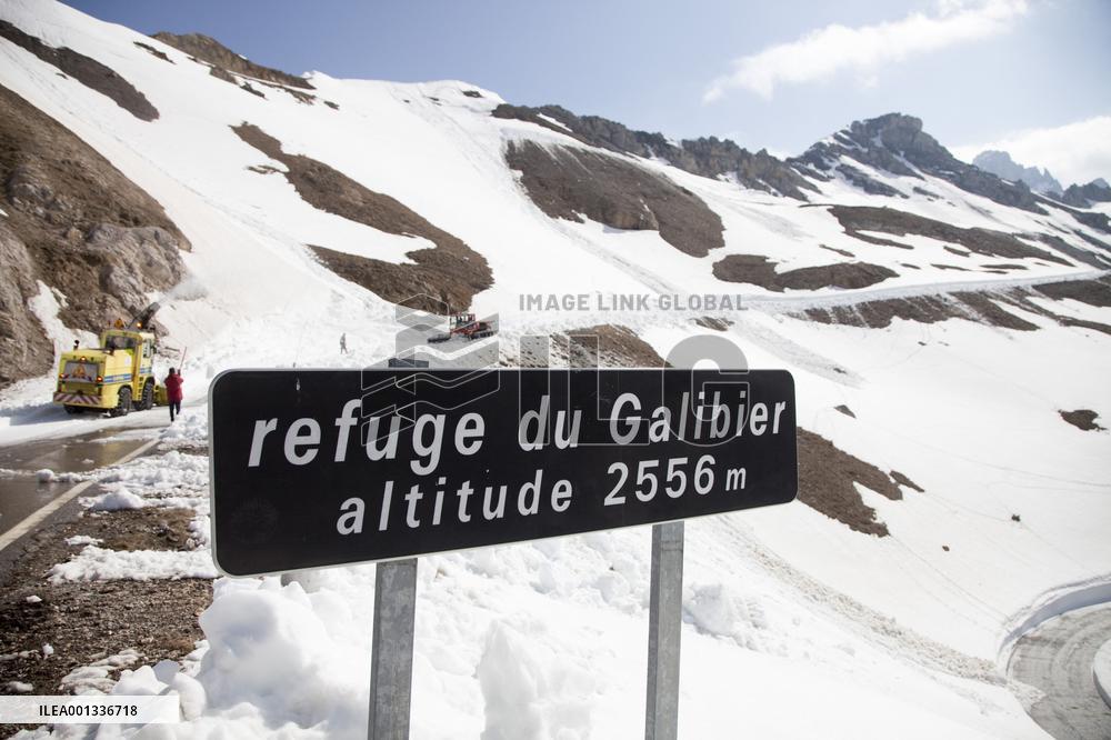 Col Du Galibier Snow Removal - France
