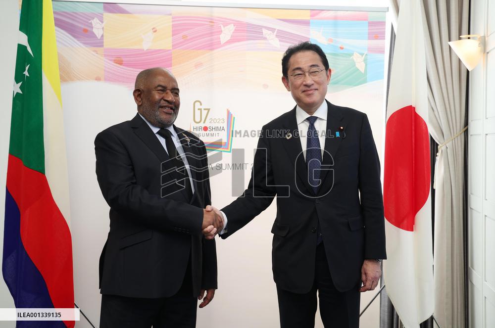 Japan-Comoros meeting in Hiroshima