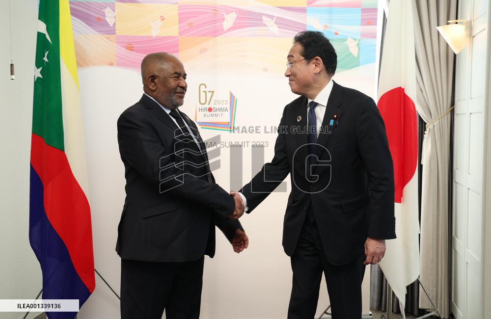 Japan-Comoros meeting in Hiroshima