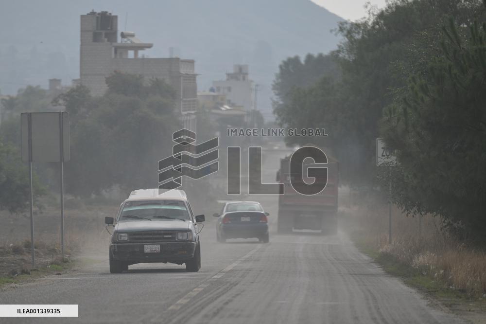 MEXICO-PUEBLA-VOLCANO-POPOCATEPETL-ERUPTION