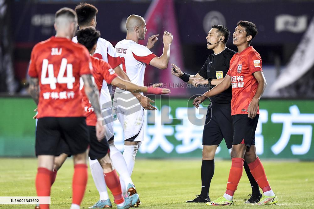 (SP)CHINA-BEIJING-FOOTBALL-CSL-CHANGCHUN VS QINGDAO