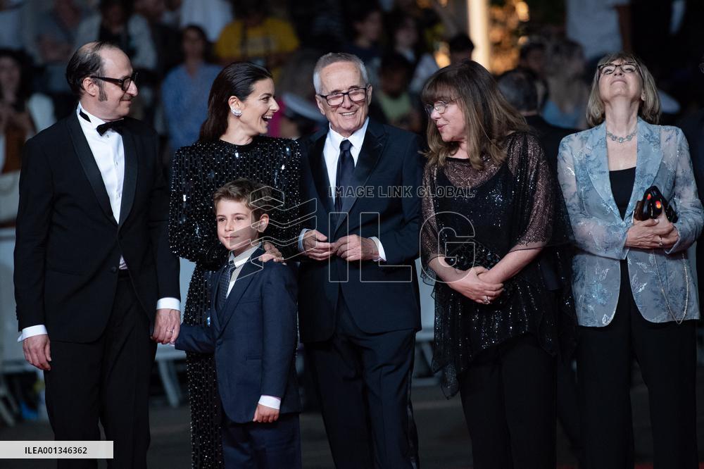 Cannes Rapito Premiere AM