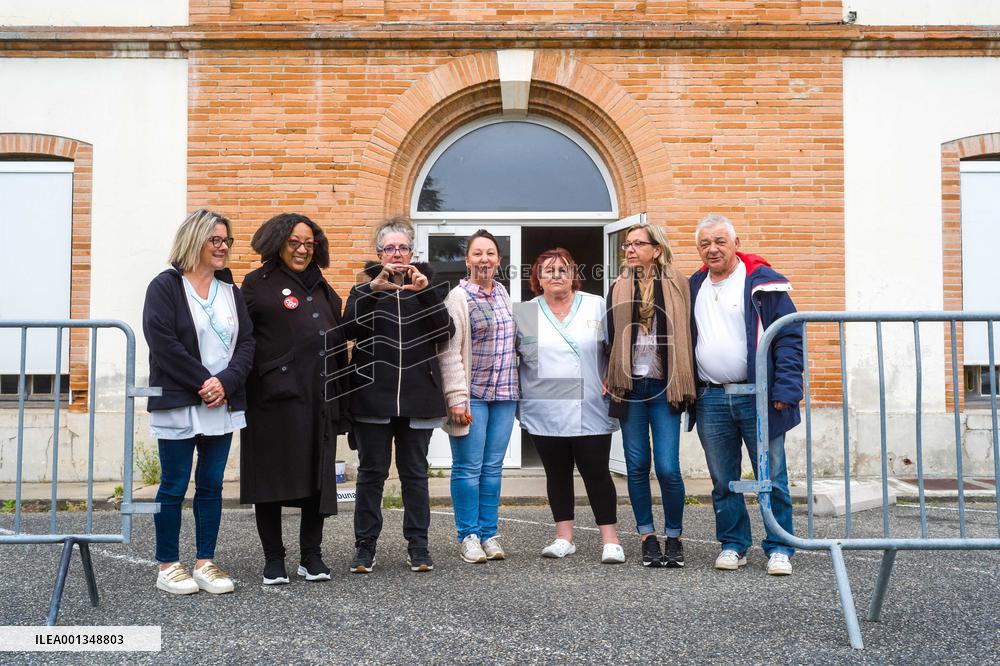 Minute's silence by hospital staff at the Montauban Hospital