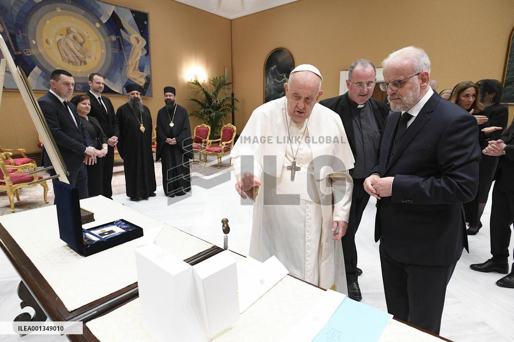 Pope Francis In Audience - Vatican