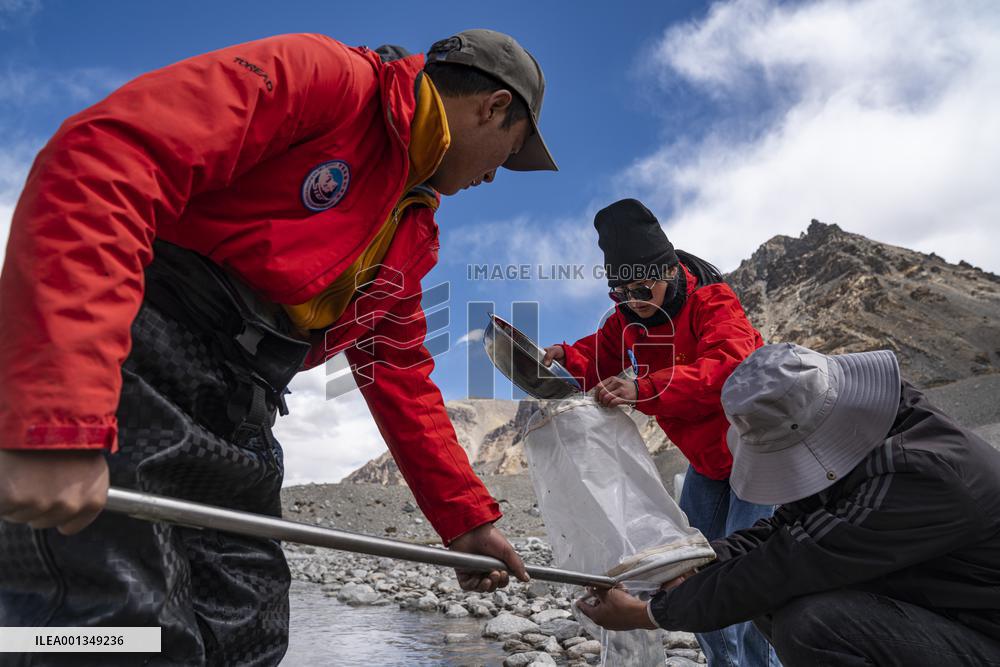 CHINA-MOUNT QOMOLANGMA-SCIENTIFIC RESEARCH  (CN)