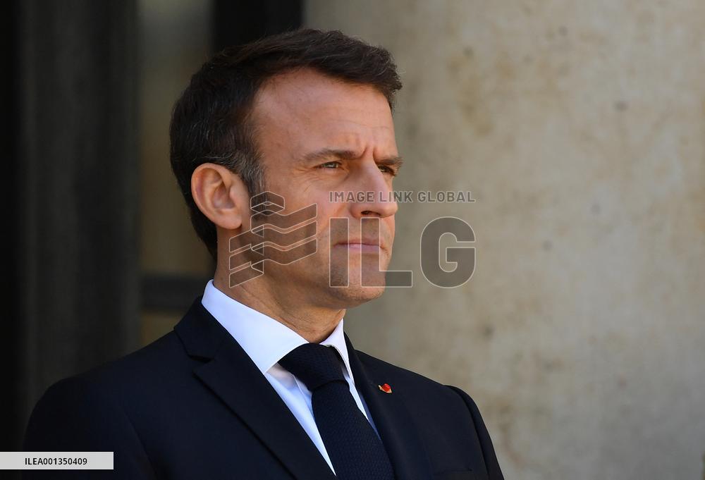 Emmanuel Macron Receives Lithuania's President - Paris