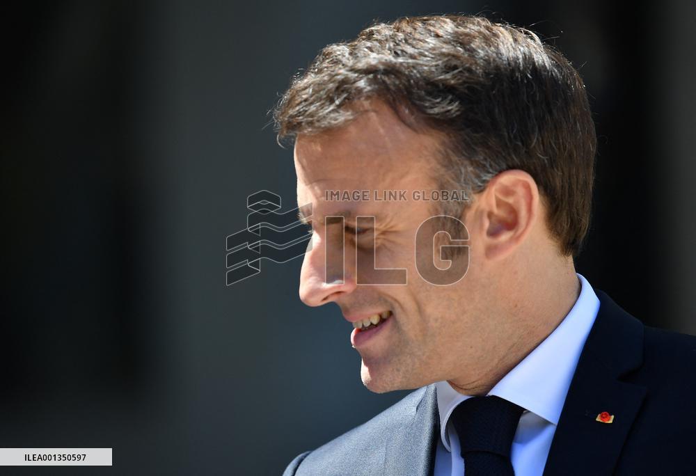 Emmanuel Macron Receives Lithuania's President - Paris