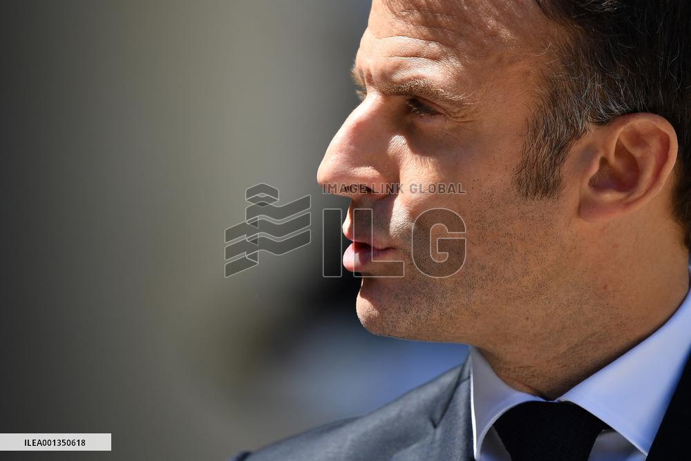 Emmanuel Macron Receives Lithuania's President - Paris