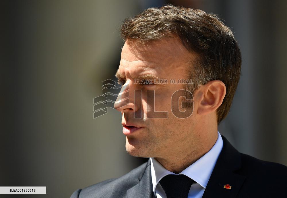 Emmanuel Macron Receives Lithuania's President - Paris