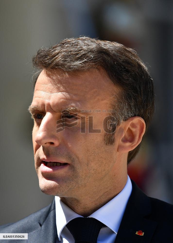 Emmanuel Macron Receives Lithuania's President - Paris