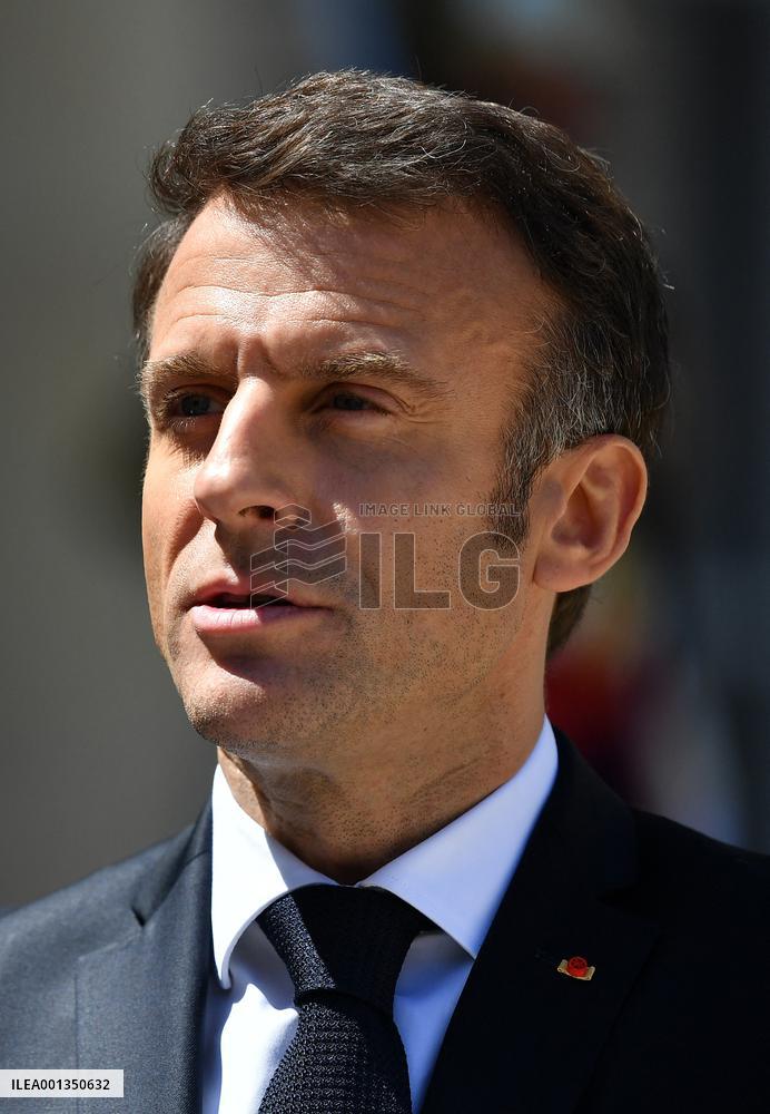 Emmanuel Macron Receives Lithuania's President - Paris