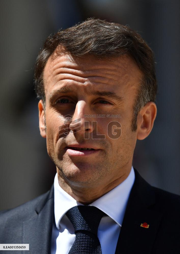 Emmanuel Macron Receives Lithuania's President - Paris