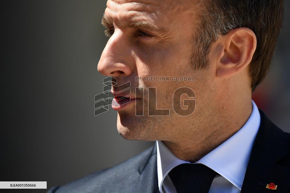 Emmanuel Macron Receives Lithuania's President - Paris