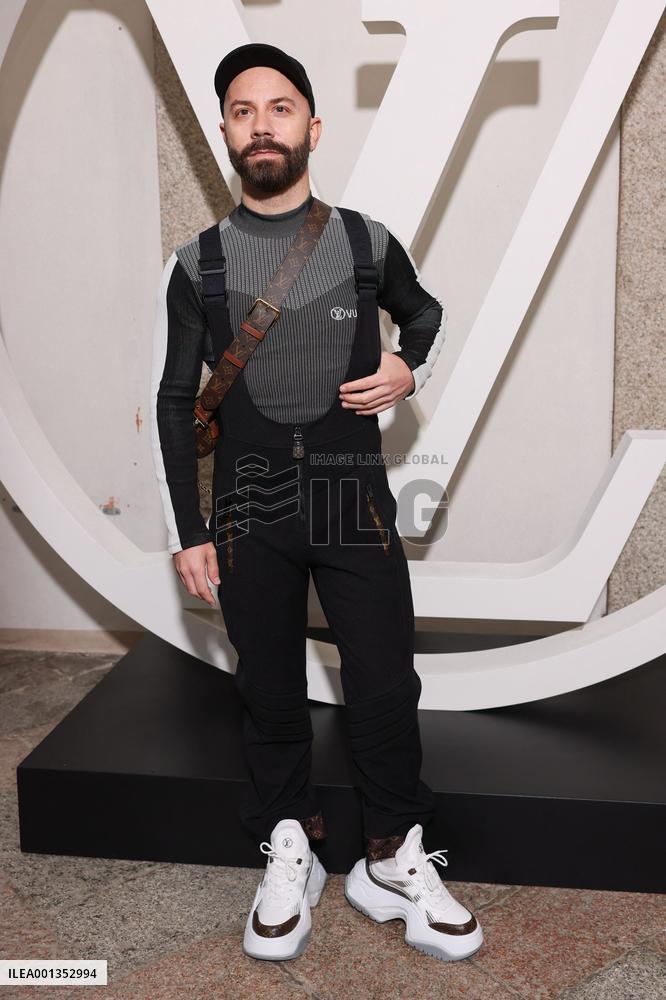 Louis Vuitton Cruise Photocall - Isola Bella