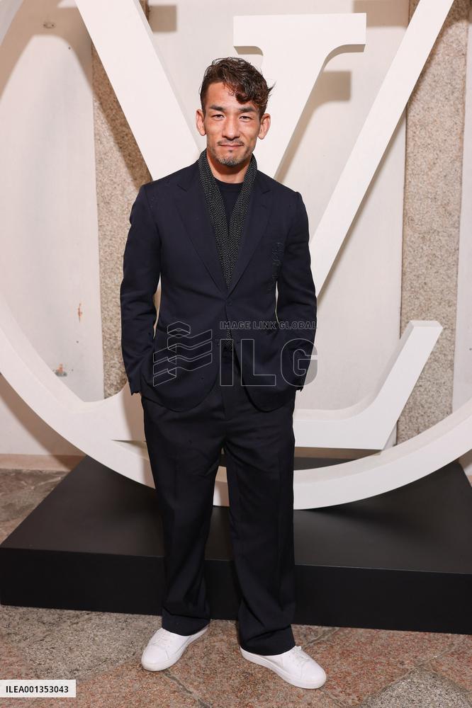 Louis Vuitton Cruise Photocall - Isola Bella