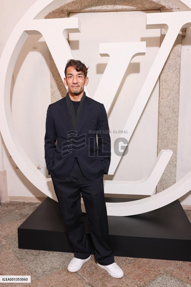 Louis Vuitton Cruise Photocall - Isola Bella