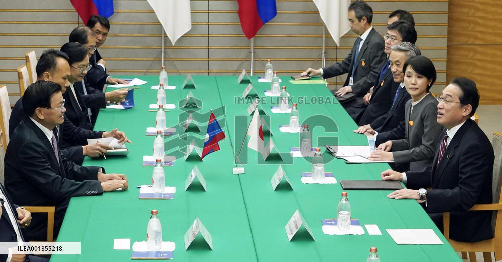 Japan-Laos talks