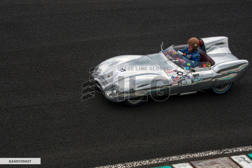 Second Charade Super Show